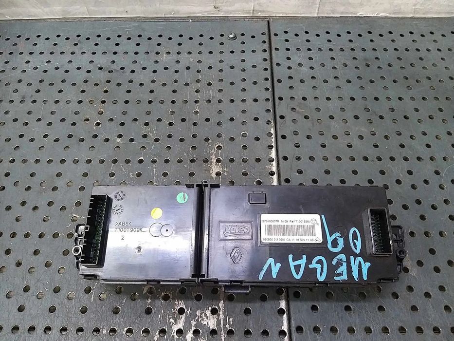 Panou comanda clima ac renault megane 3 275100007r t1001936v