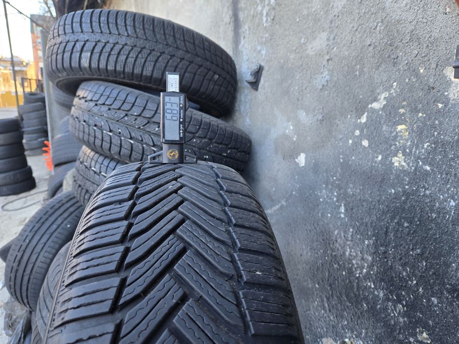 4бр. 195 65 15 Michelin зимни.