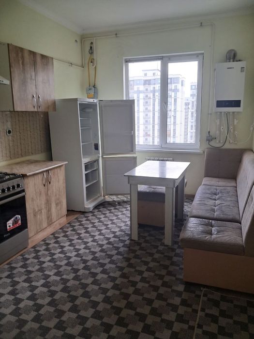 Срочно 2 хонали квартира сотилади!!!