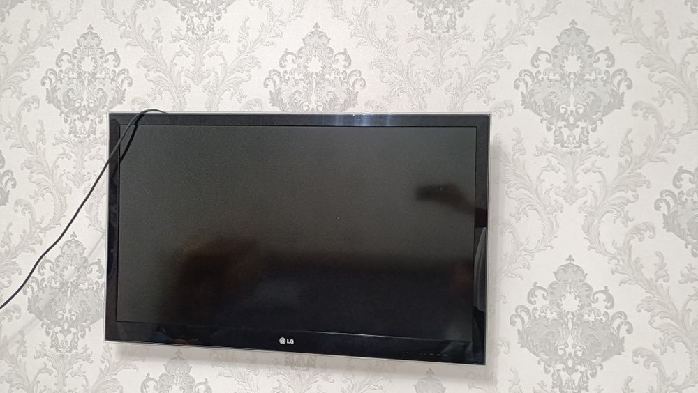 Продам телевизор LG