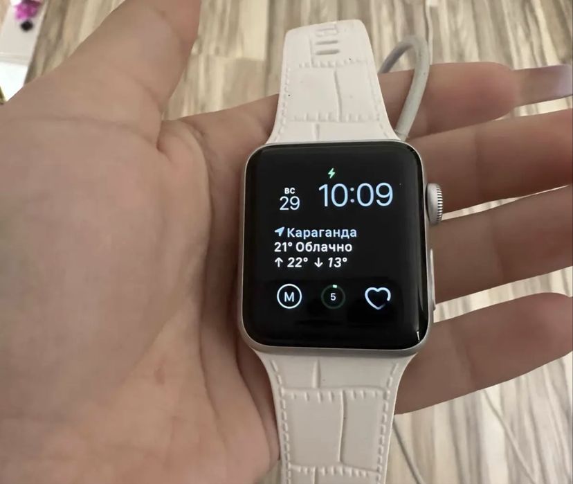 Продам Apple Watch