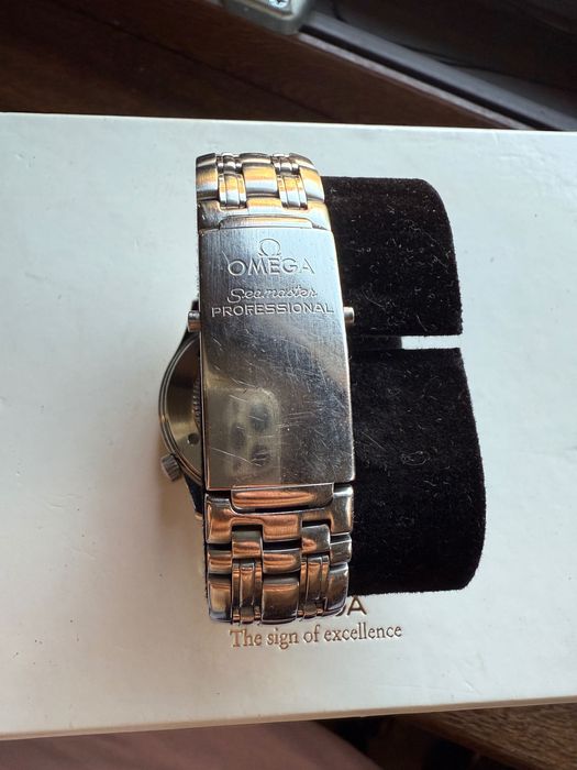 OMEGA Seamaster Professional 300 Blue dial 41mm
Automatic