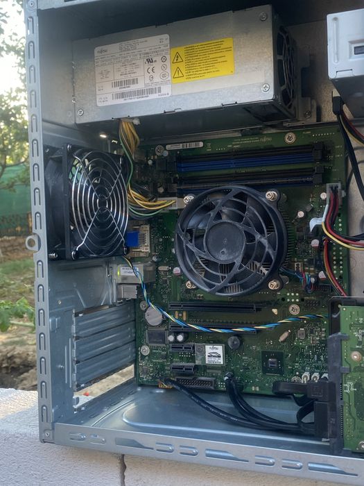 Fujisu Esprimo P520 i5