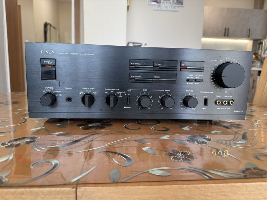 Denon PMA-700v Качествен стерео усилвател