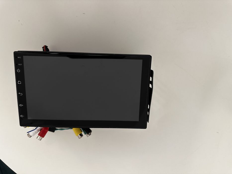 Display auto  ideal pentru canera mansalier , gps, etc