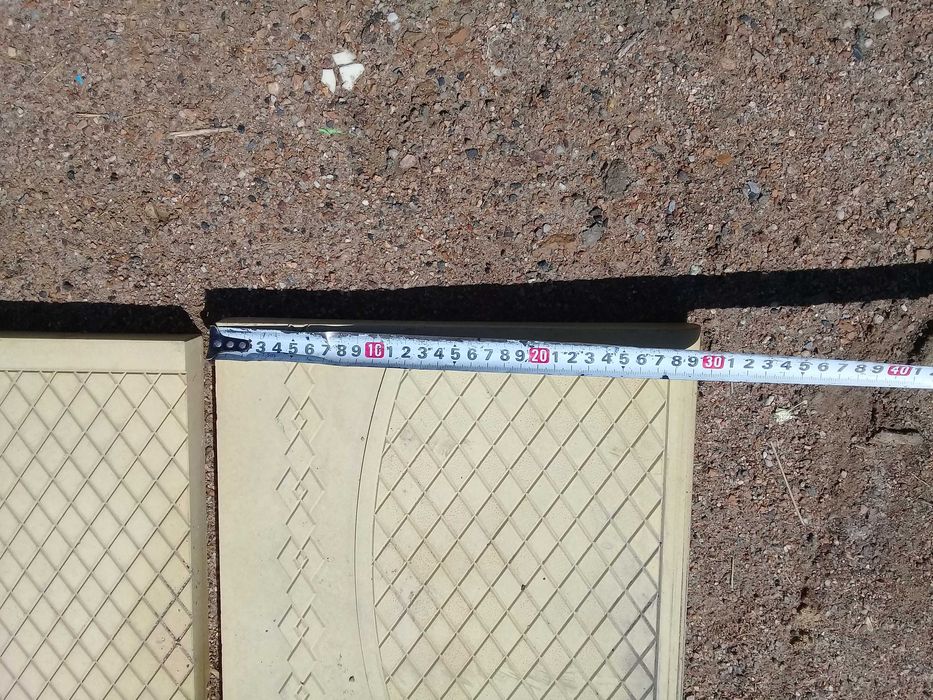 Продам  плитку на ступени