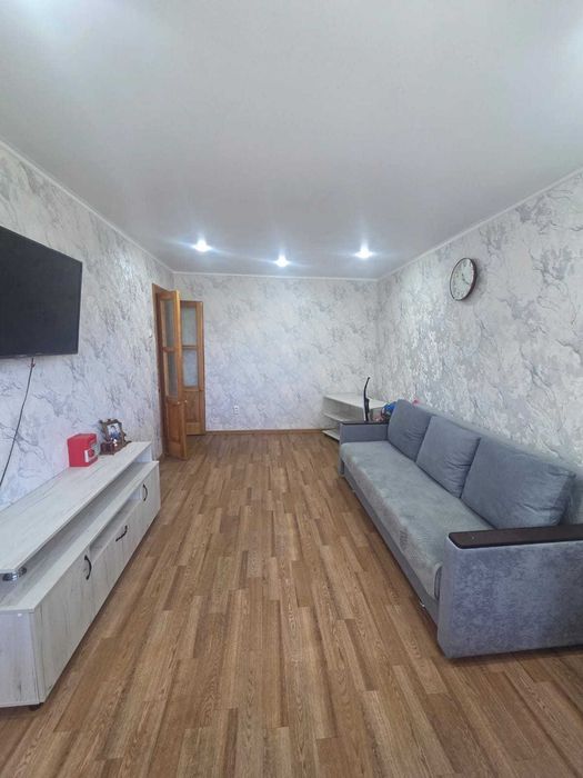 3 комн.квартира в 19 мкрн-не