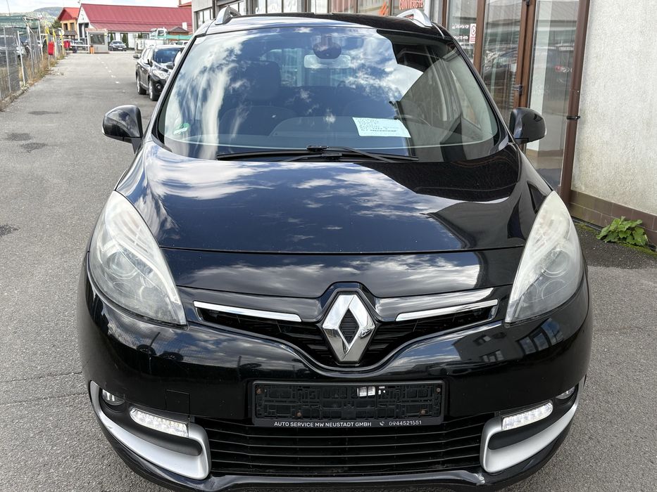 Renault Grand Scenic 7 locuri 2015
