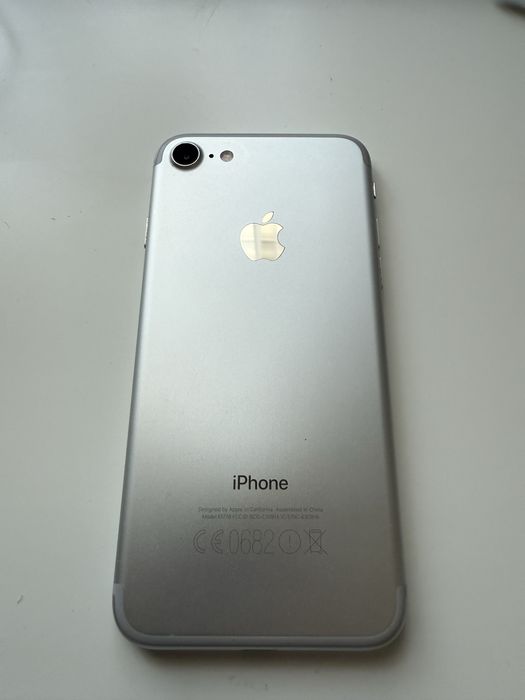 Iphone 7 Impecabil