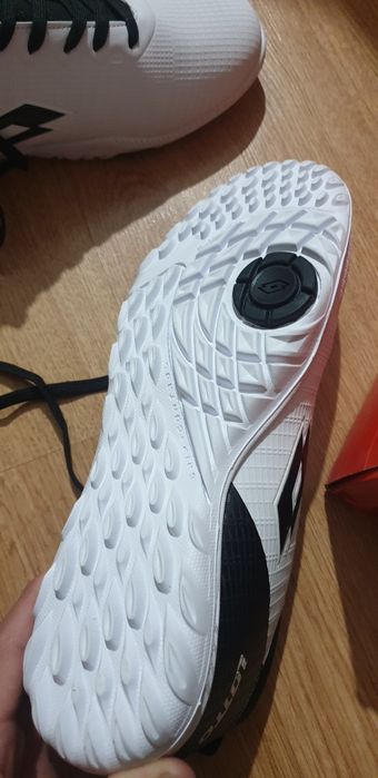 Кросовки футбольные сороконожка