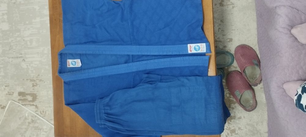 Продам кимоно для дзюдо б/у