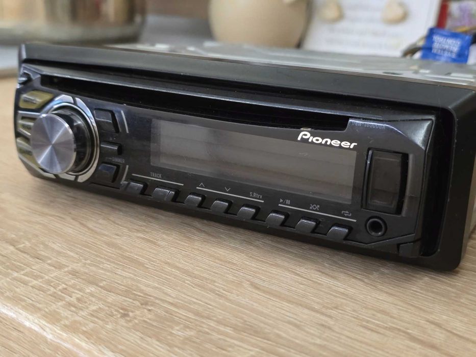Автомобилен USB/CD player