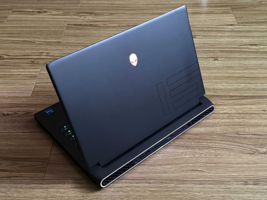 Alienware M15 R7`i7-12700H/RTX 3080Ti-16GB/32GB DDR5/512GB SSD/165Hz