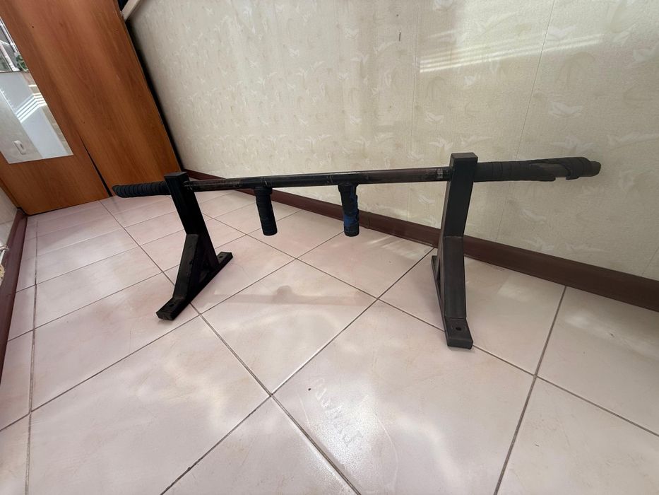 Продам бу турник