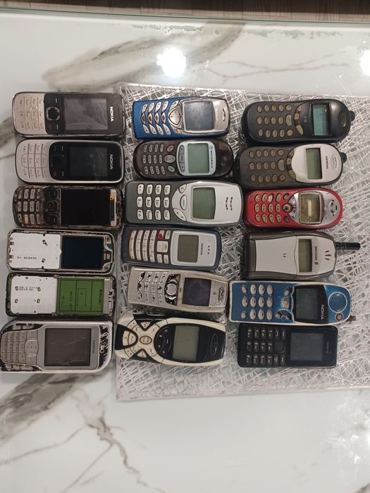 Telefoane pentru piese