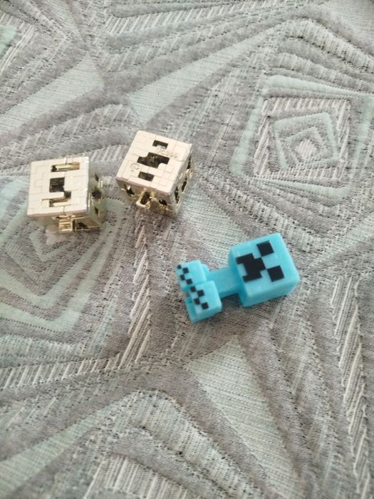 Фигурки Майнкрафт, Minecraft kinder joy