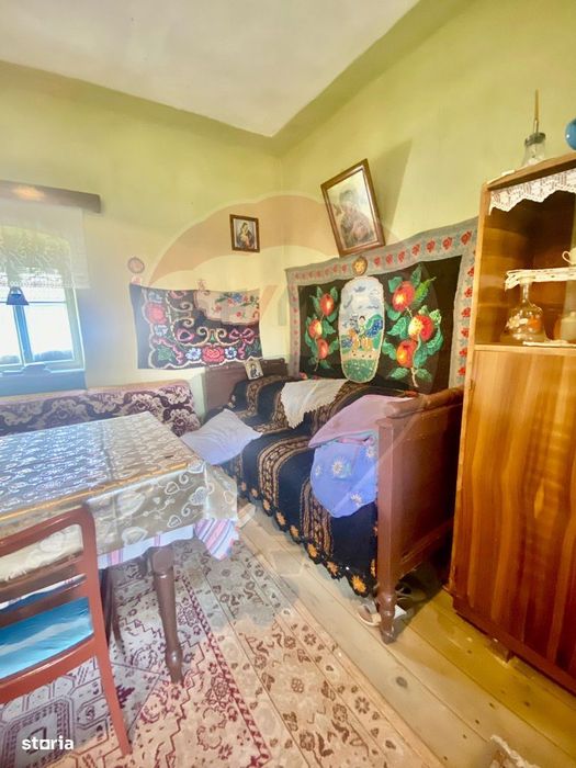 Casă veche de vânzare cu teren mare in Copsa Mica