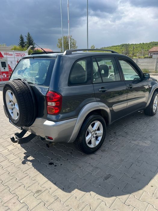 Toyota RAV4 2004 4x4  schimb pentru ATV+ diferență Cf moto cam am