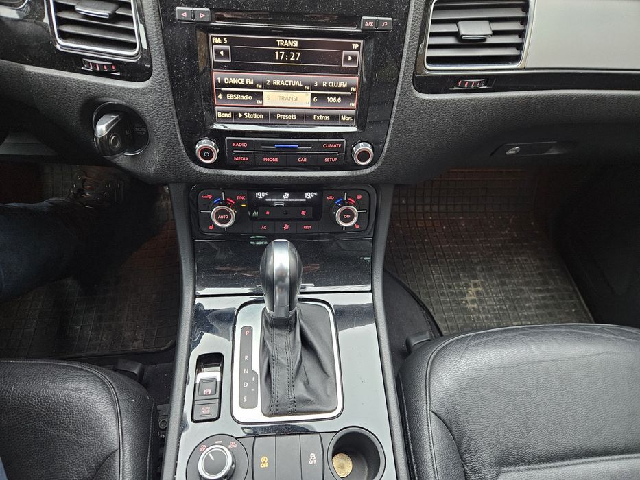 VW Touareg/R-Line/245cp/181.000km/4x4/2012