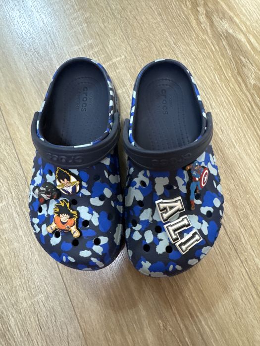 Продам шлепки crocs