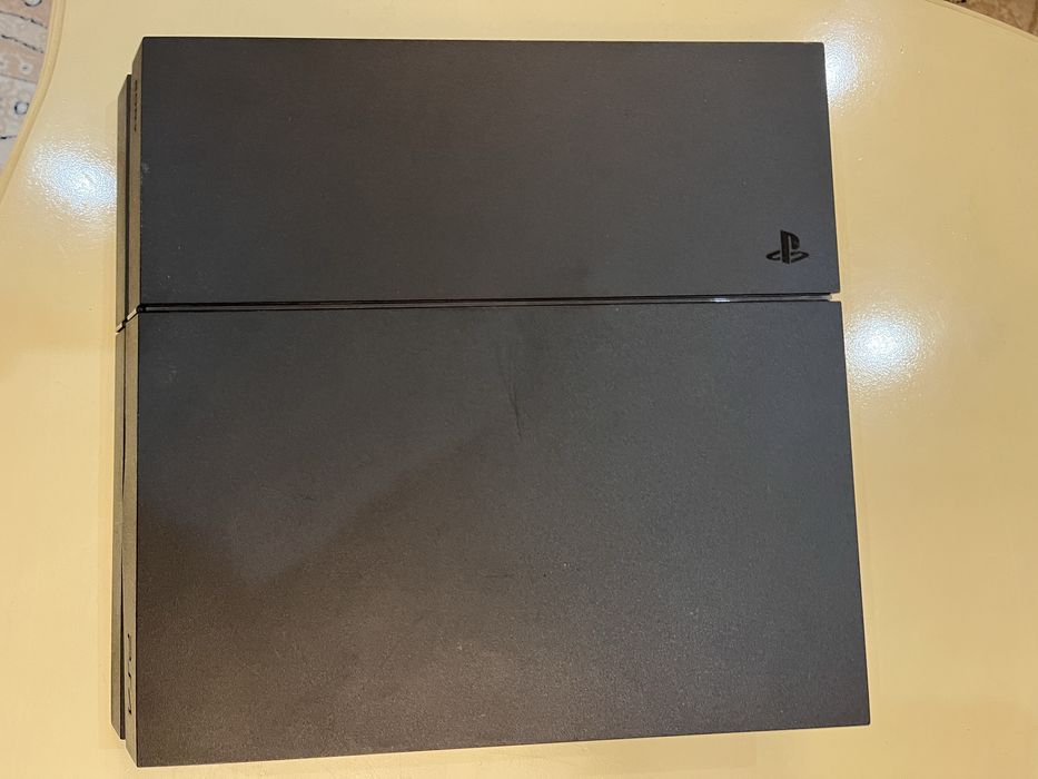 Playstation 4 Fat