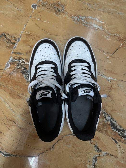 Nike Court Vision черно белые