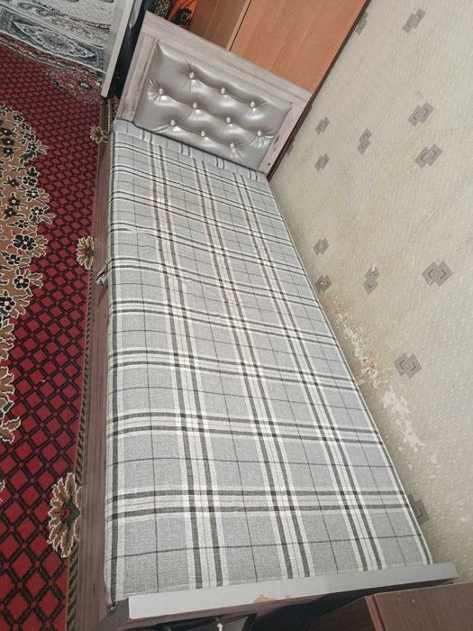 Крават тезда сотилади, кроват сточно продаётся.