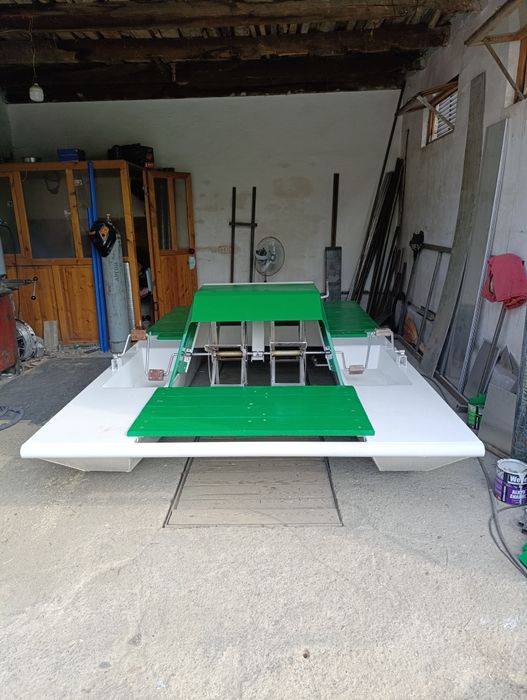 Катамаран янтар 2