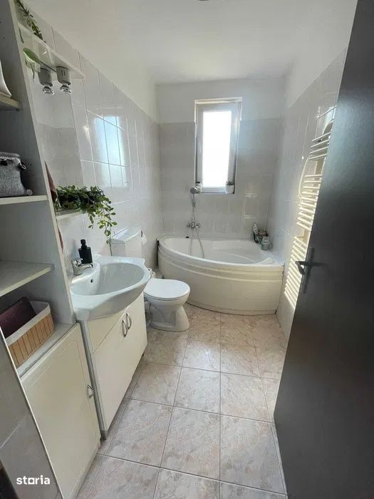 Apartament 4 camere pe 2 niveluri | 100mp | Europa | Parcare