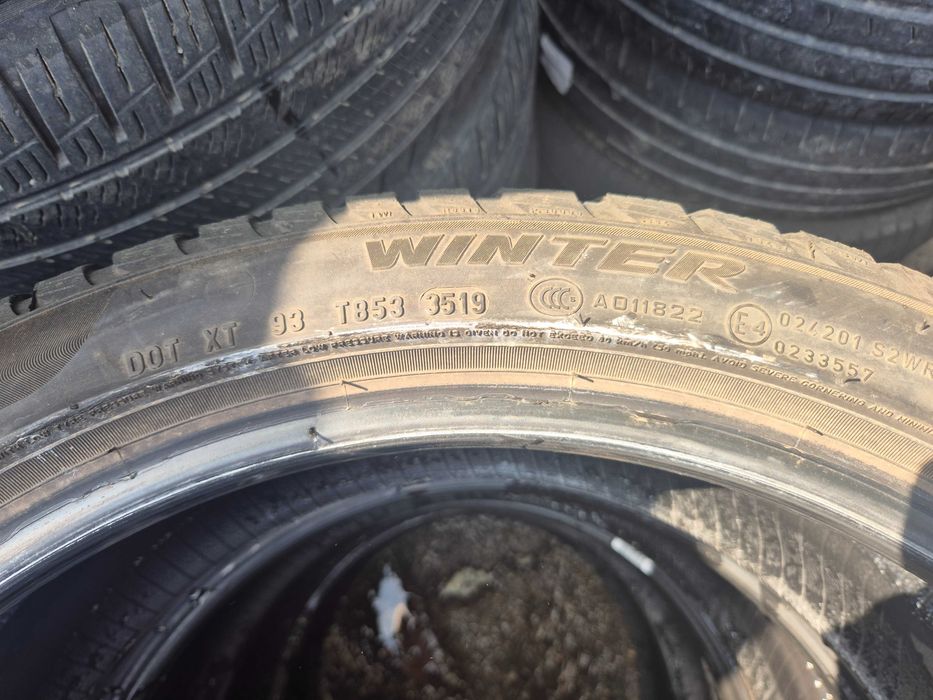 4 Anvelope M+S IARNA - 245/40/19 - PIRELLI Sottozero RUN-FLAT OEM BMW - DOT 2019 !