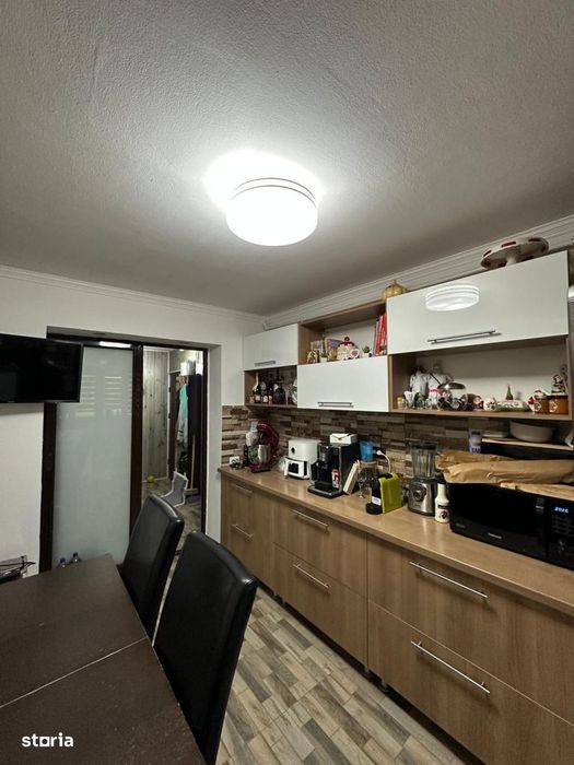 Apartament 4 camere | Calea Mosilor | 82 mp | Centrala proprie | Loc d