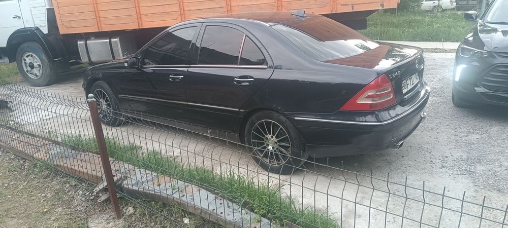 Продаю автомобиль