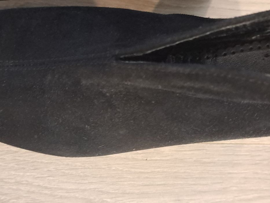 Botine piele intoarsa Bata