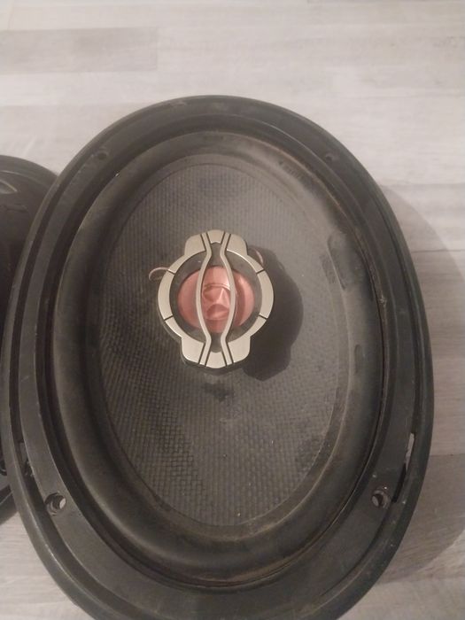 Продам 2 колонки