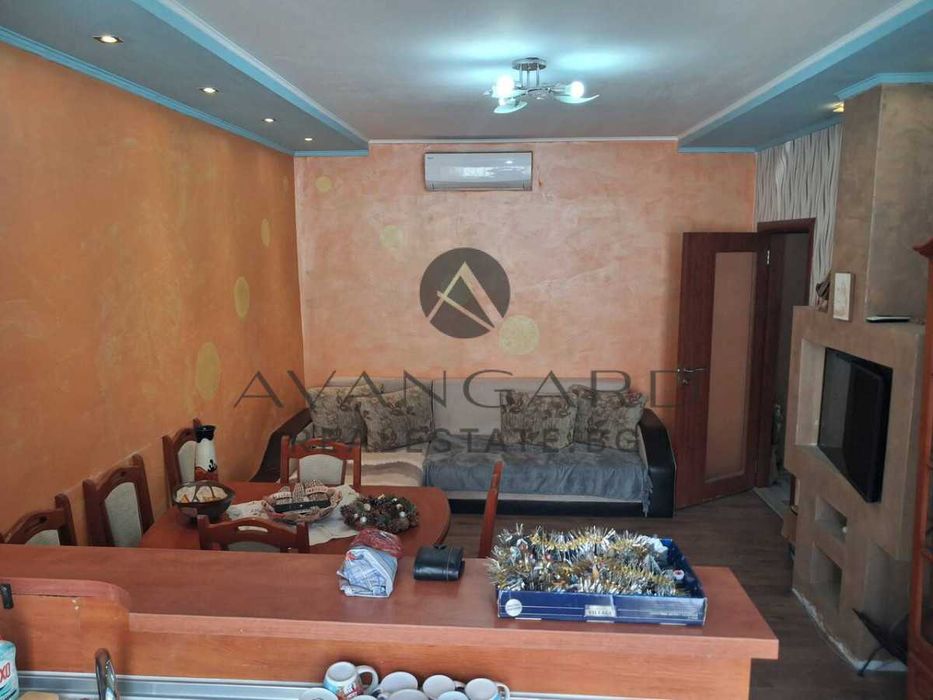 оф.25434 Тристаен р-т Хитър Петър