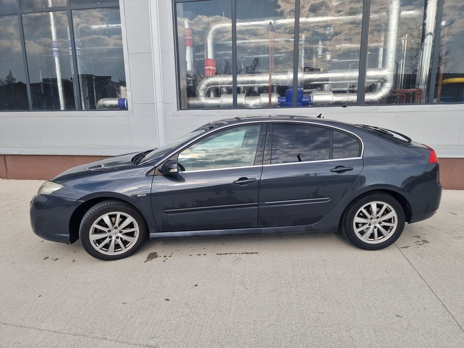 Renault Laguna 3/ 2.0 dci euro 5– 2012

Vând Renault Laguna 3, an fabr