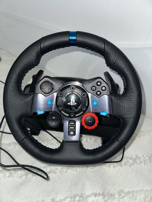 Logitech G29 волан с педали и Astro A10 слушалки