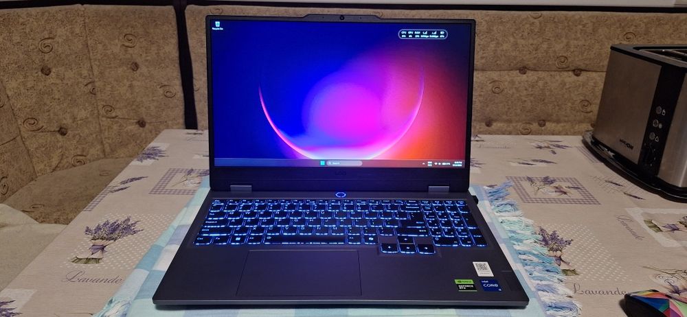 Laptop GAMING - Lenovo LOQ 15IAX9 (ca nou, in garantie )