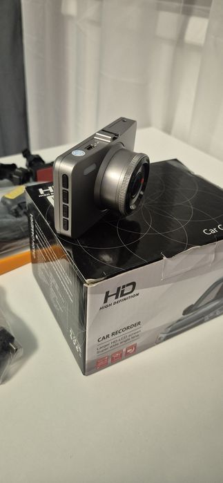 Cameră auto dashcam Full HD 1080P + card 64GB inclus - NOUĂ