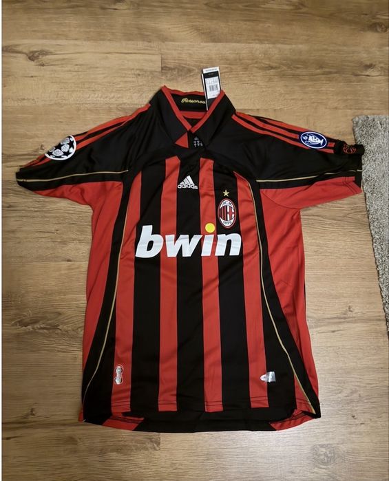 Tricou Kaka retro