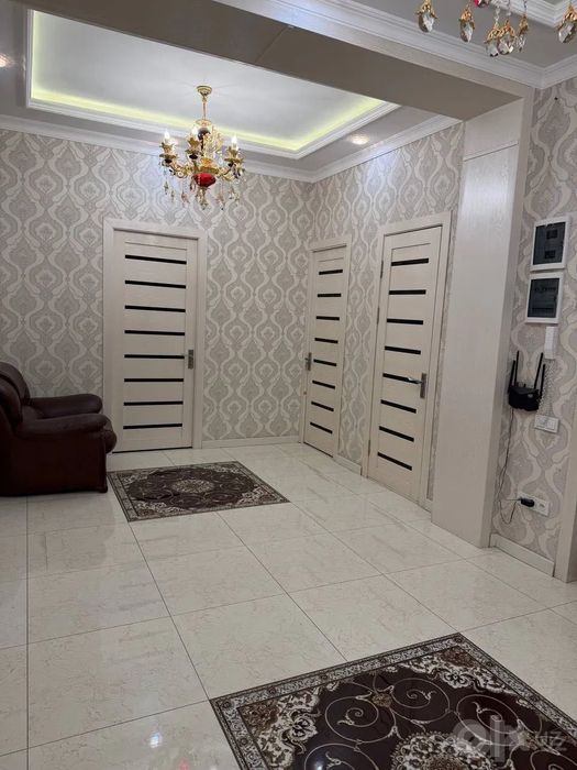 Сдаётся 4-комн Махтумкули, 110 м²