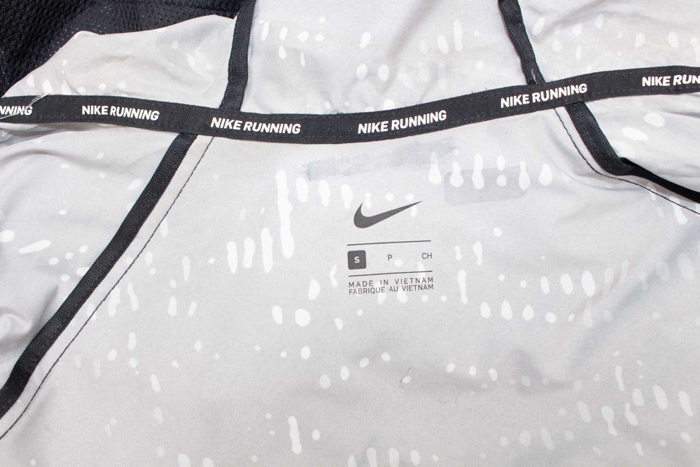 Nike оригинално мъжко яке черно с принт с качулка ветровка за бягане S