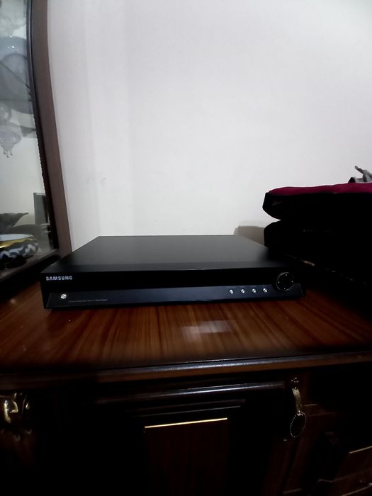 UMP samsung   sotiladi