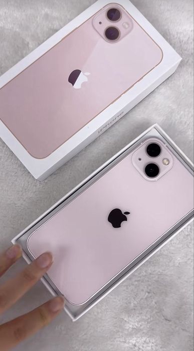 Iphone 13 розовый