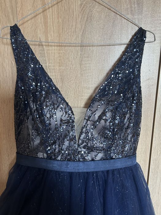 Официална къса рокля - тъмно син цвят