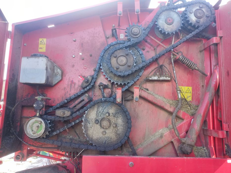 Пресс подборщик Metal-Fach Z-562