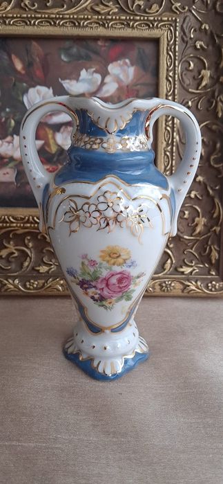 Порцеланови вази Royal Dux