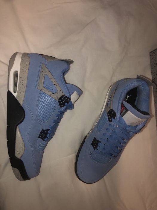 Jordan Retro4 university Blue