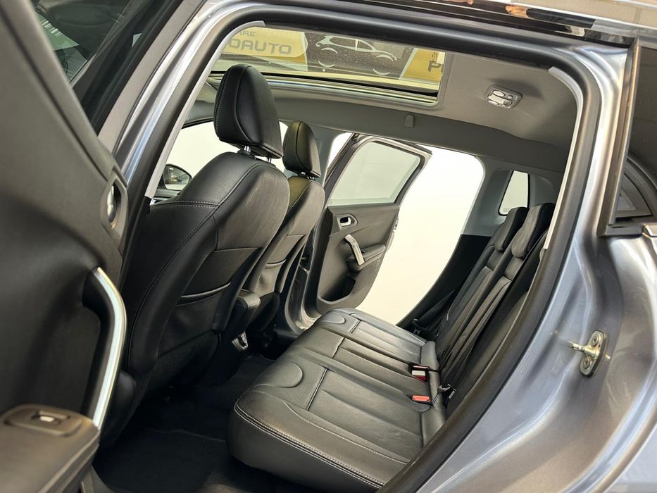 Peugeot 2008 Cross 2015 GT-Line 1.6B-120CP Finantare Rate Garantie