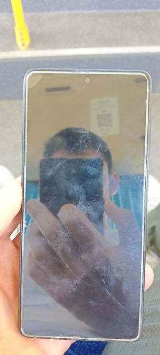 Продается Samsung A71,в хорошем состоянии.